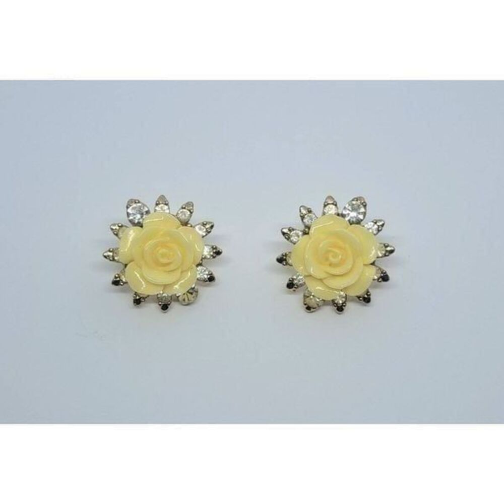 Flower earrings